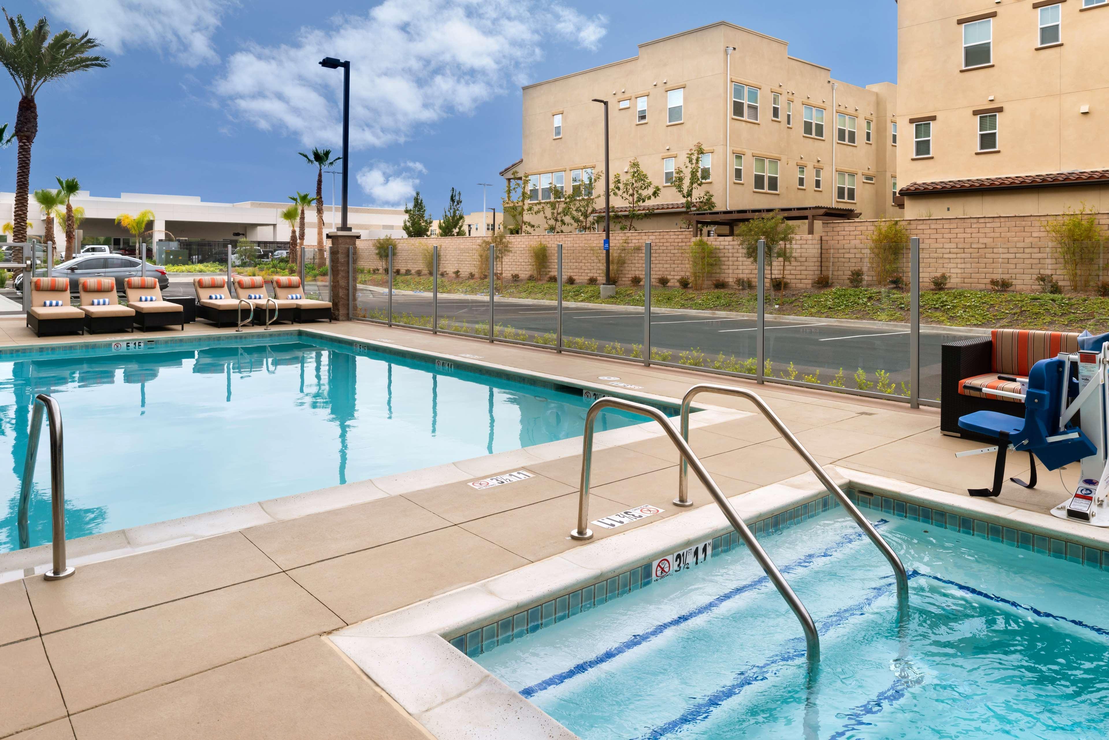 Hampton Inn & Suites Buena Park Exterior photo